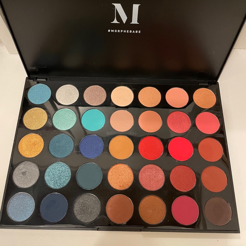 Morphe eyeshadow
